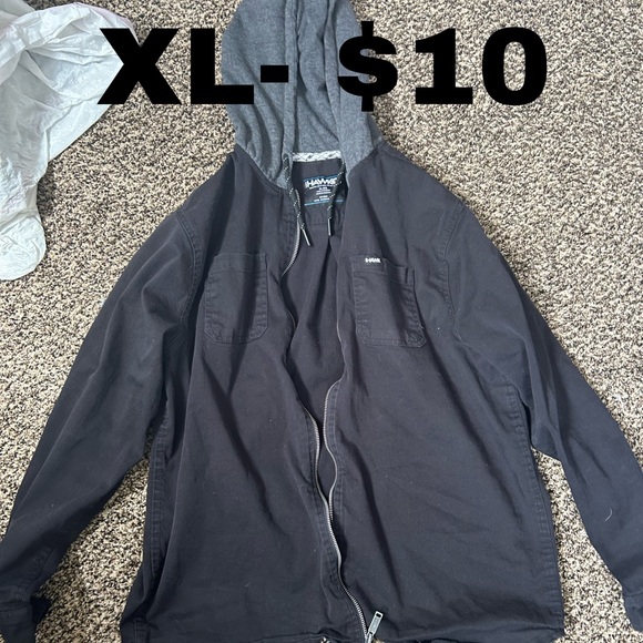 Clothes - Picture 5 of 8